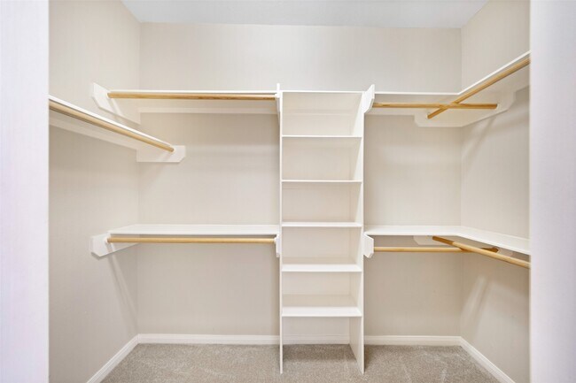 Foto del edificio - 2406 Calumet St