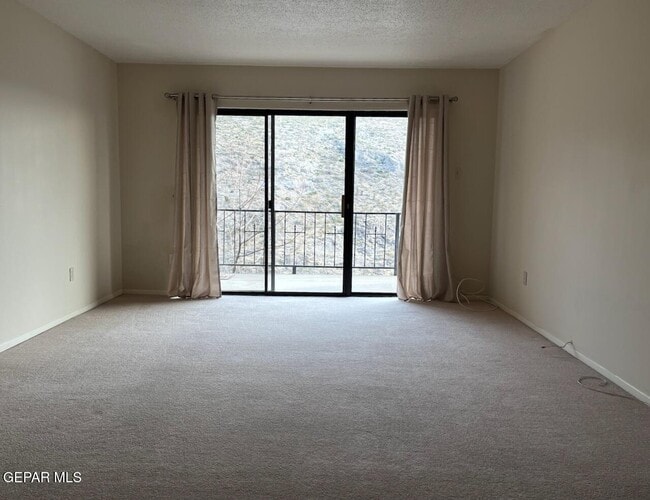 Foto del edificio - 4800 N Stanton St