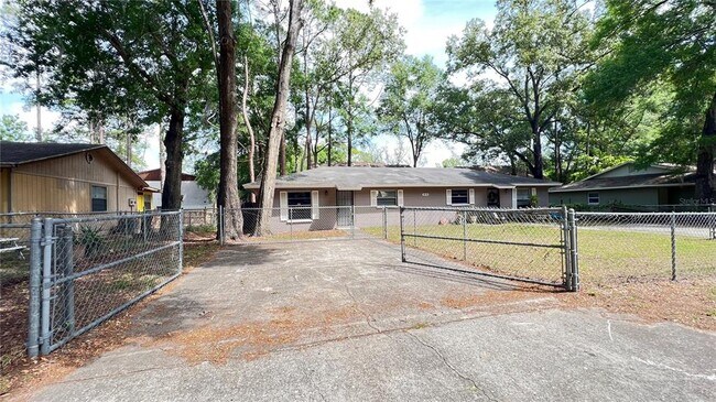 Foto del edificio - 6216 SW 10th Pl