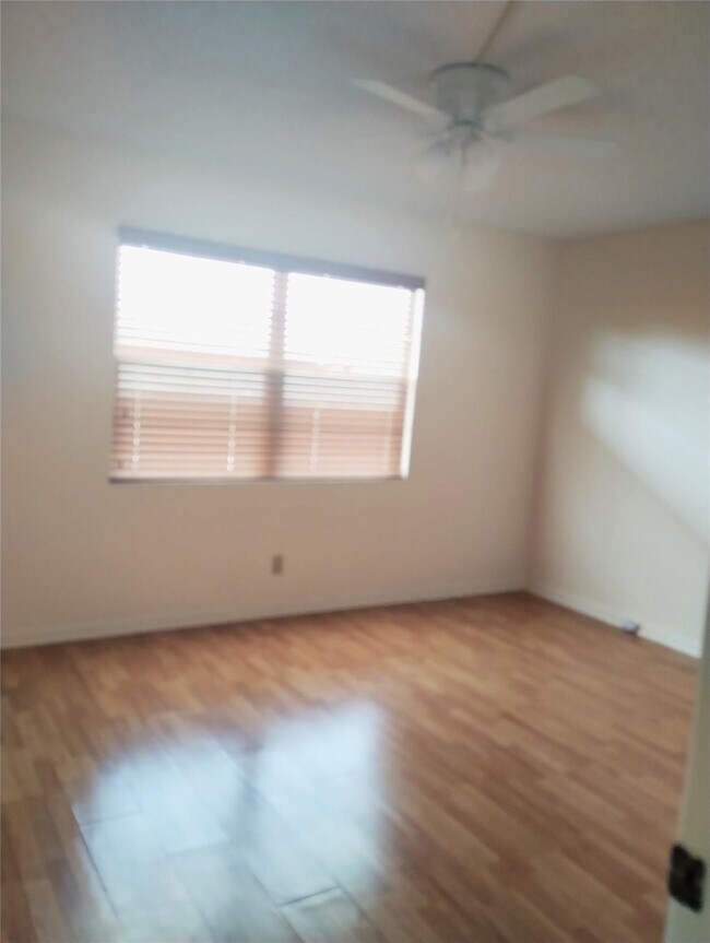 Foto del edificio - 3404 Bimini Ln