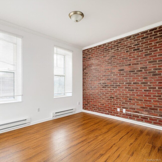 Foto del edificio - 422 Broadway