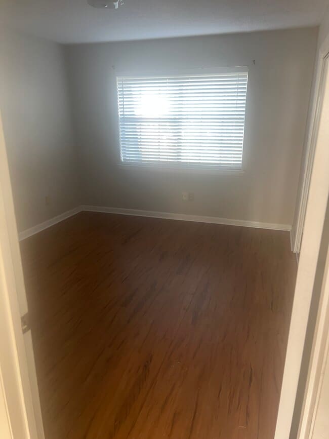 Bedroom - 2813 31st Ave N