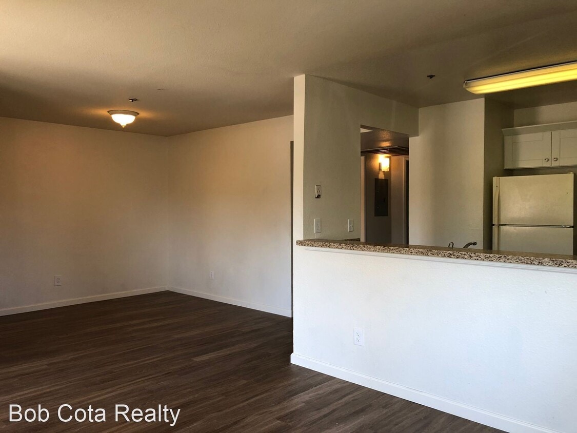 2 br, 1 bath Apartment 592 Ammunition Rd... Room for Rent in