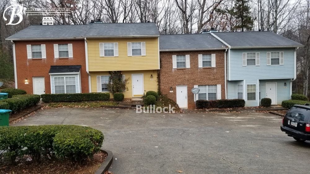 Primary Photo - 2322 Highpoint Rd