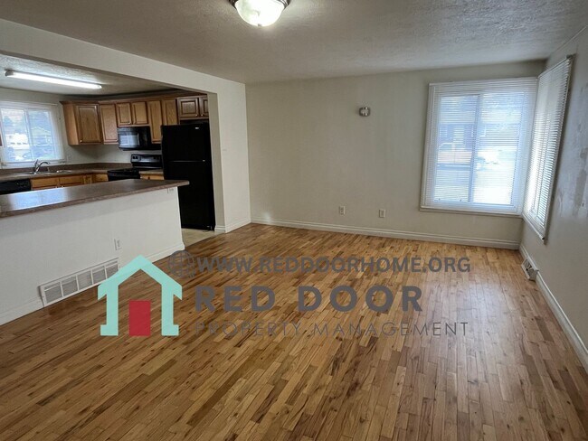 Foto del edificio - 512-514 21st Ave NE Great Falls, MT 59404
