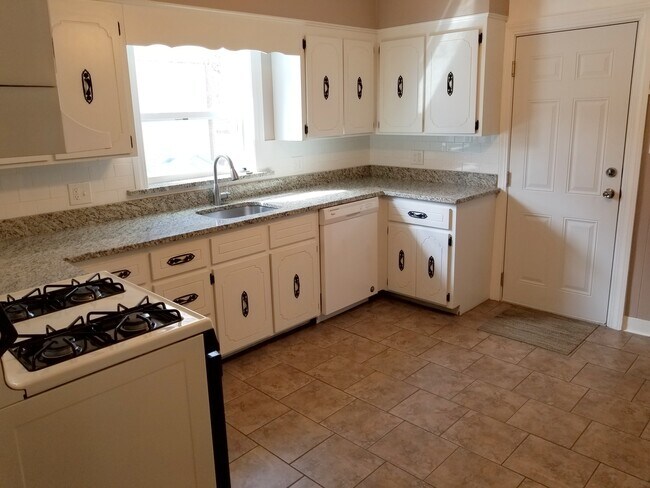 Foto del edificio - 49 Hillside Ave