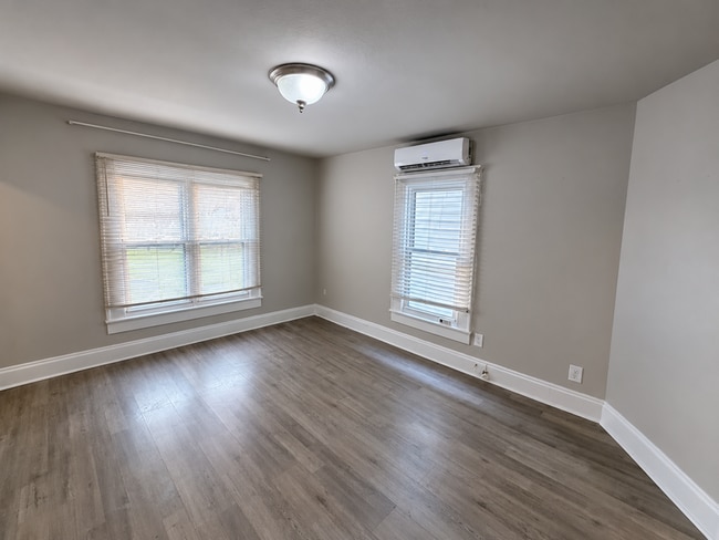 Photo - 1009 Jackson Avenue - 3 Apartment