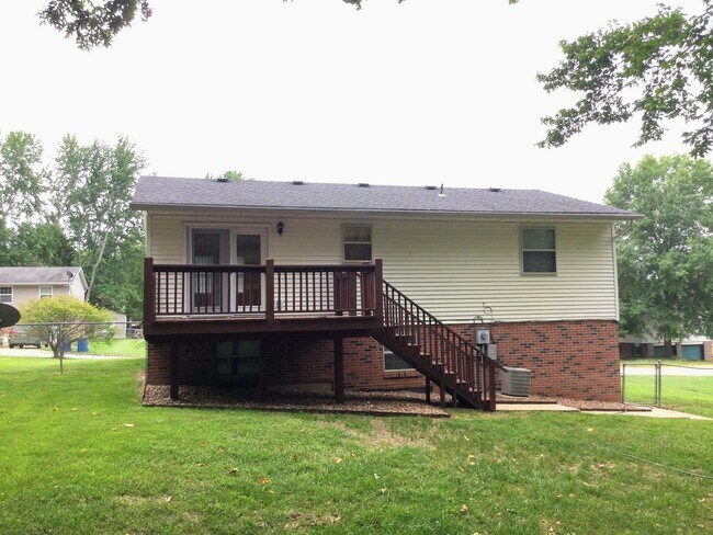 Foto del edificio - 3Bed/2Bath, House, Cozy Feel!