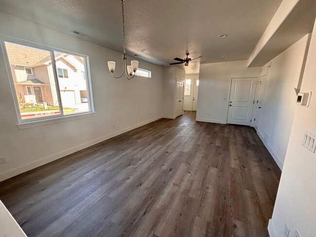 Building Photo - 3648 Byram Pt