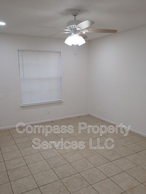 Foto del edificio - 3019A McFerrin Ave