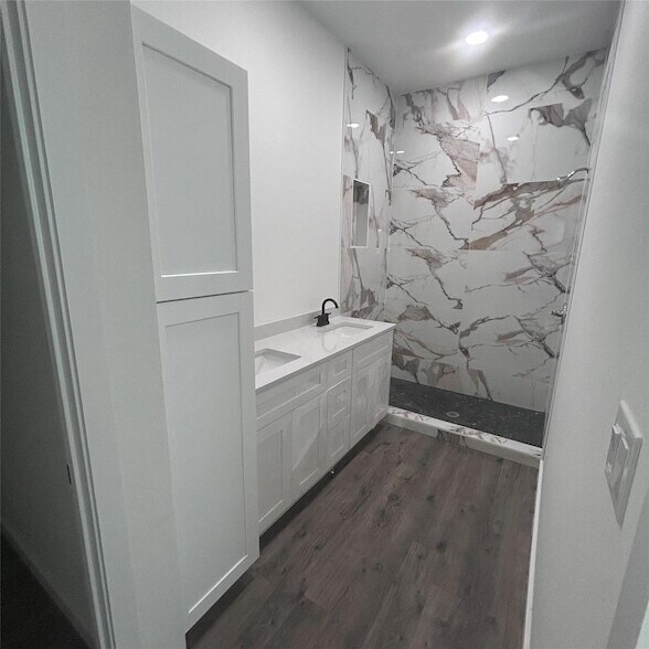 Foto del edificio - 138 Blushing Dr