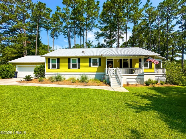 Building Photo - 29 Downing Dr