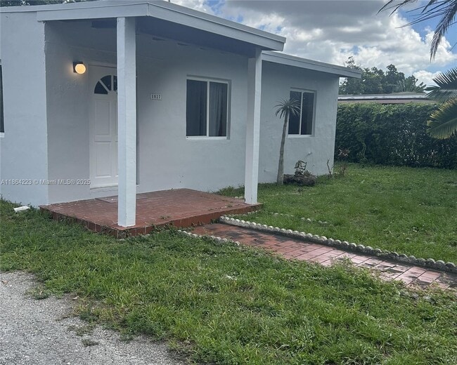 Foto del edificio - 1027 E 20th St