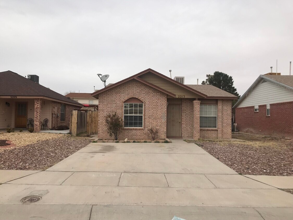 2213 Tierra Blanca Way, El Paso, TX 79938 House Rental in El Paso, TX