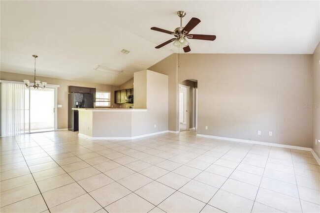 Building Photo - 713 Willow Run St
