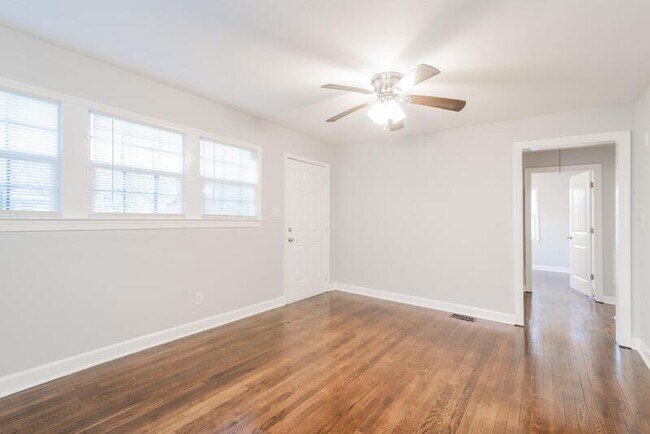 Foto del edificio - 2108 Highland St