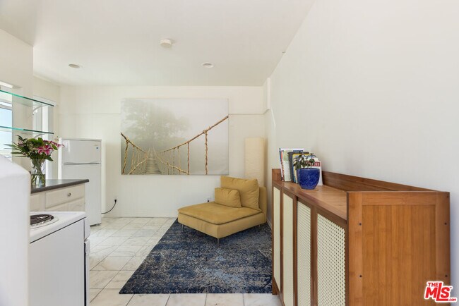 Foto del edificio - 5828 Foxview Dr