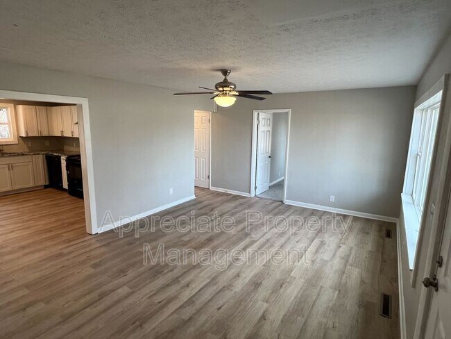 Foto del edificio - 2722 W Madison St