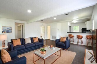 Building Photo - 24204 Linda Ln
