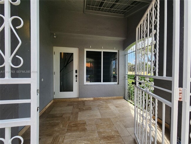 Foto del edificio - 8391 SW 148th Ave