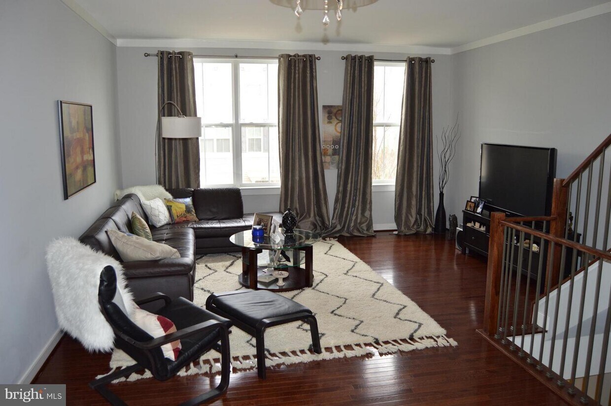 Foto principal - 103 Bellingham Dr