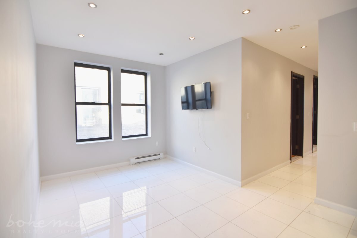 Foto principal - 350 Manhattan Ave