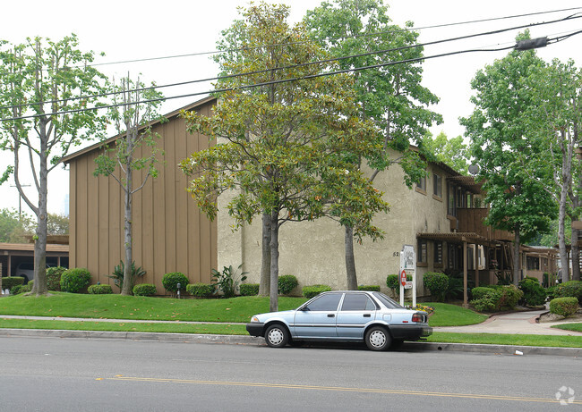 Building Photo - Orangewood Pines Apartments