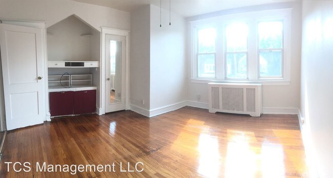 Building Photo - 3 br, 1.5 bath House - 5043 F Street