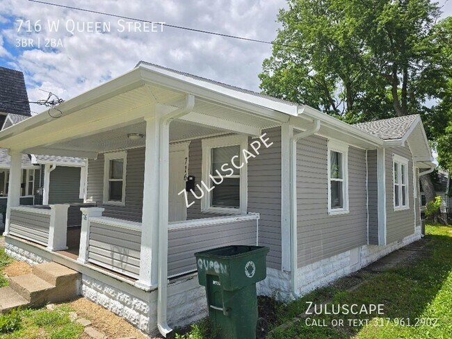 Building Photo - Large 3/2 Next to Ball State!