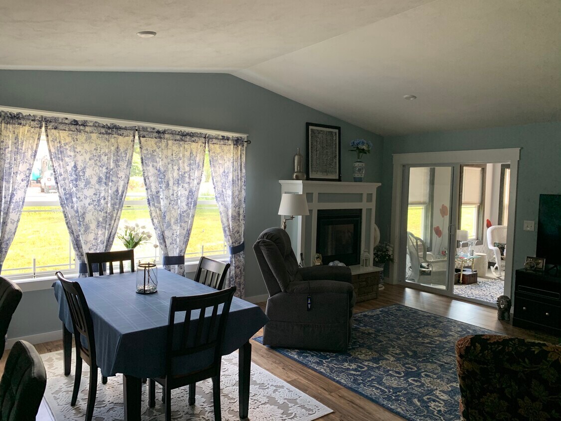 187 Rd, Camillus, NY 13031 Townhome Rentals in Camillus NY