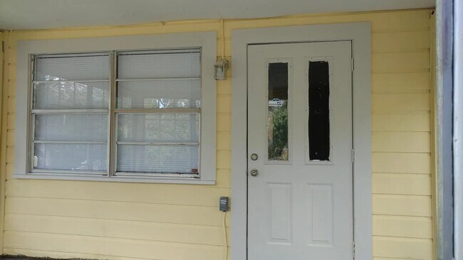 Foto del edificio - 139 S Pine Hills Rd