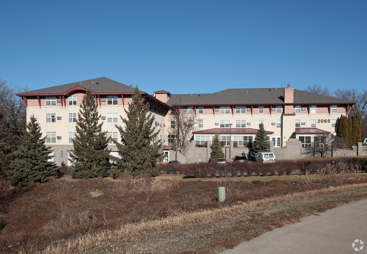 Building Photo - Oak Woods of Eagan