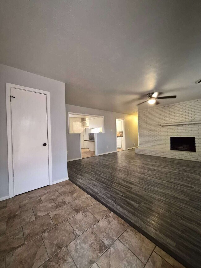 Foto del edificio - 3813 51st St