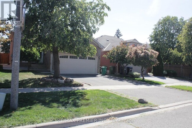 Photo du bâtiment - 164 Royal Valley Dr