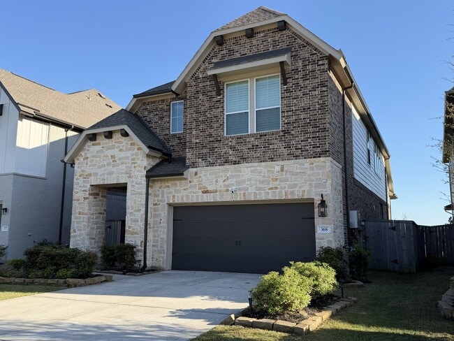 Building Photo - 368 Mallorn Ln