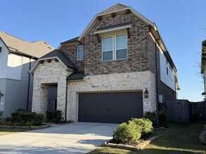 Building Photo - 368 Mallorn Ln
