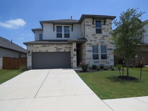Building Photo - 404 Lariat Lp
