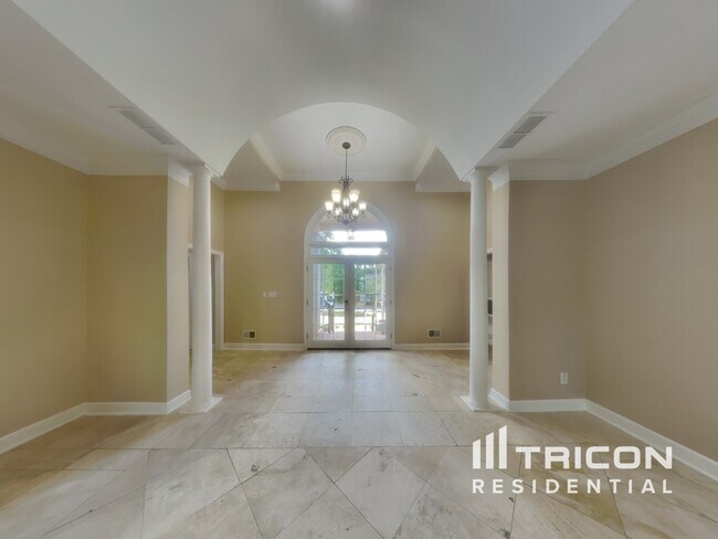 Foto del edificio - 150 Glen Eagle Way