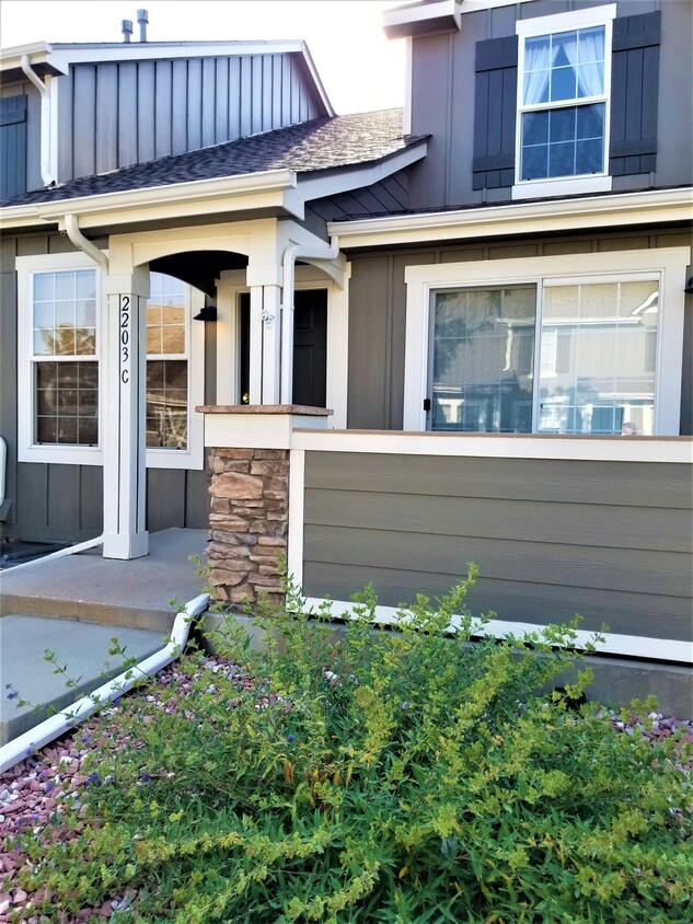 Primary Photo - 2203 Copper Creek Dr
