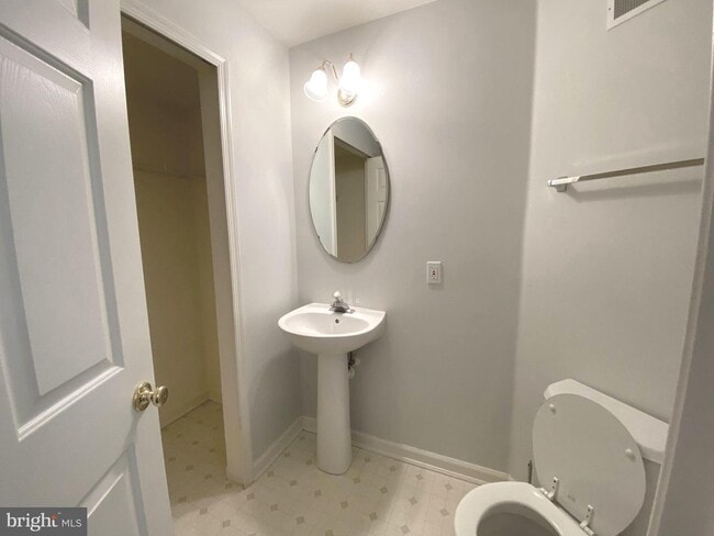 Building Photo - 8874 Papillon Dr