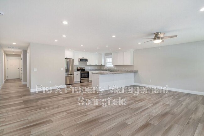Foto del edificio - 1120 N Clay Ave