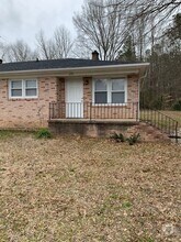 Building Photo - 235 Eastbrook Dr