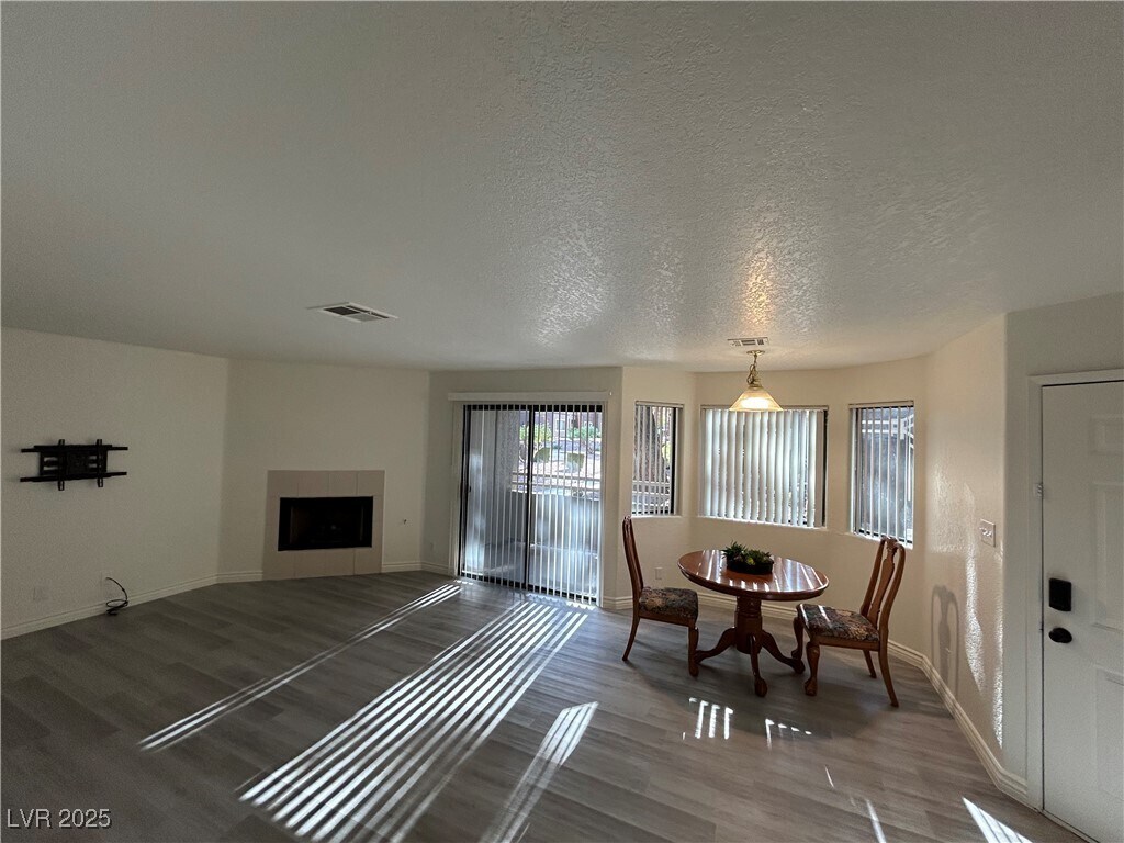 Foto principal - 5044 S Rainbow Blvd