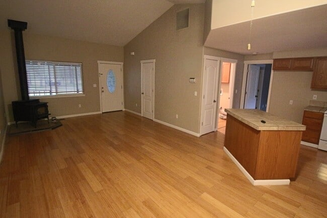 Building Photo - 56083 Gothard Way