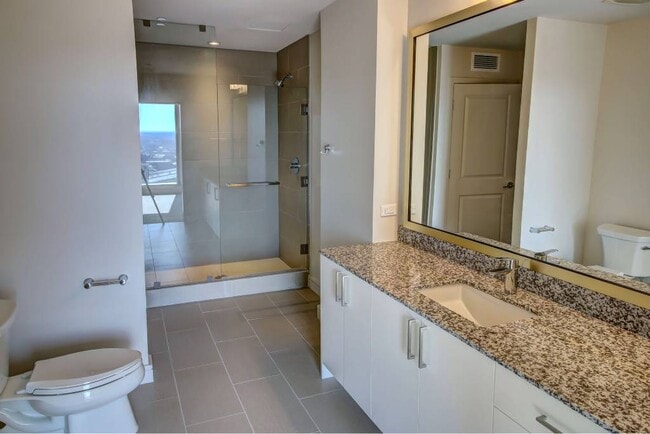 Foto del edificio - The Residences at OMNI Louisville