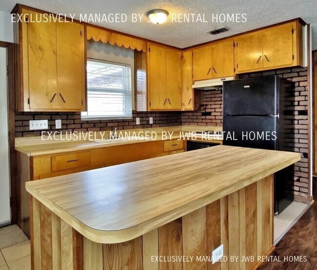 Foto del edificio - 5615 Atlee Ave