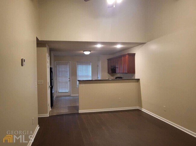 Foto del edificio - 3039 Broadleaf Trail Rd