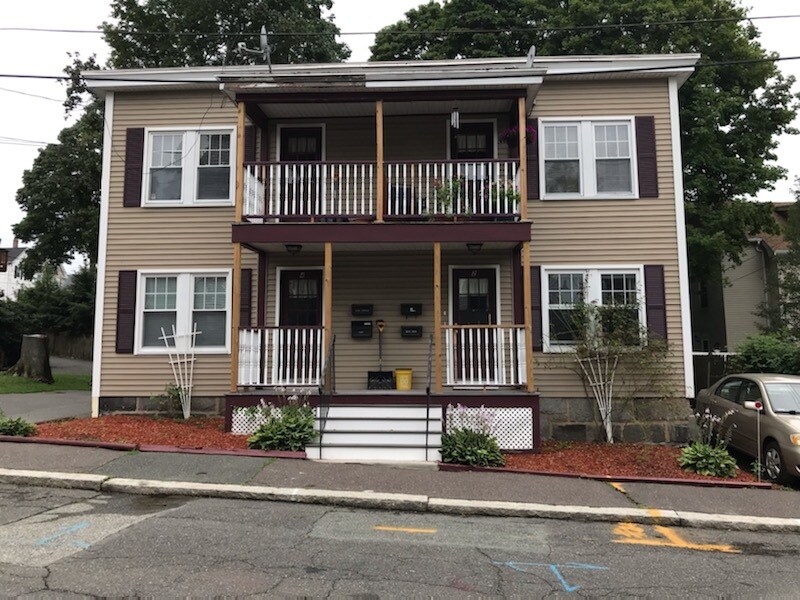 42 Devereaux St Unit 2, Salem, MA 01970 Apartments in Salem, MA