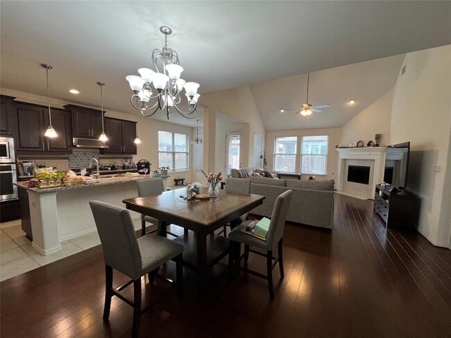 Building Photo - 255 Fort Cobb Way
