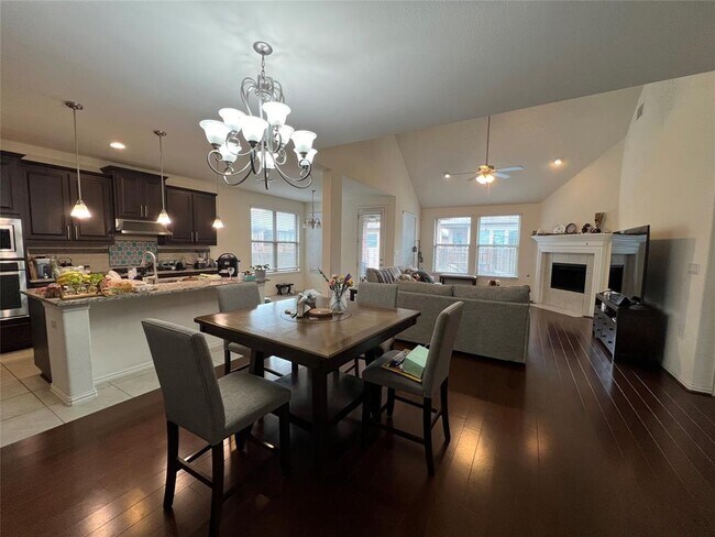 Foto del edificio - 255 Fort Cobb Way